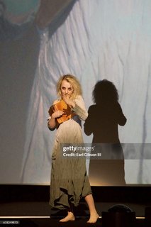 Evanna Lynch feet photo thumbnail