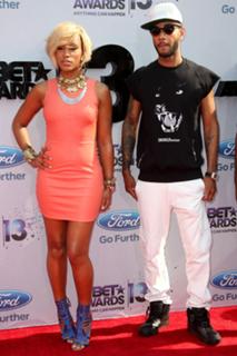 Eve feet photo thumbnail