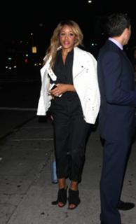 Eve feet photo thumbnail