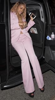 Eve feet photo thumbnail