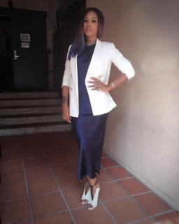 Eve feet photo thumbnail