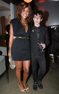 Eve feet photo thumbnail