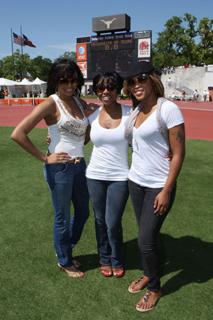 Eve feet photo thumbnail