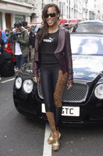 Eve feet photo thumbnail