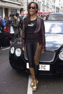 Eve feet photo thumbnail