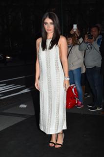 Eve Hewson feet photo thumbnail