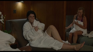 Eve Hewson feet photo thumbnail