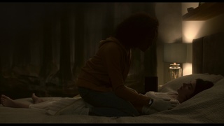 Eve Hewson feet photo thumbnail