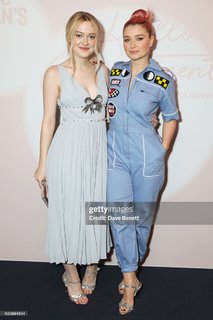 Eve Hewson feet photo thumbnail