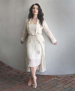 Eve Hewson feet photo thumbnail