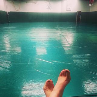 Eve Torres feet photo thumbnail