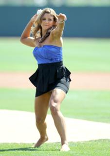 Eve Torres feet photo thumbnail