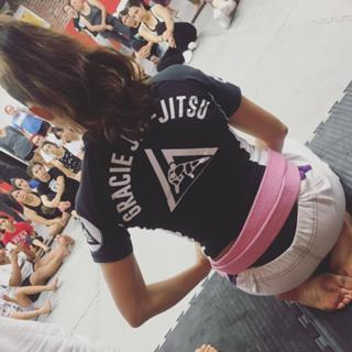 Eve Torres feet photo thumbnail