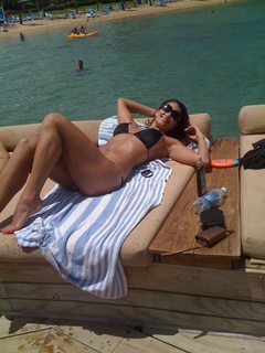 Eve Torres feet photo thumbnail