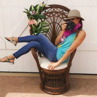 Eve Torres feet photo thumbnail