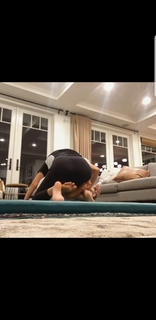 Eve Torres feet photo thumbnail