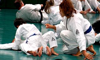 Eve Torres feet photo thumbnail