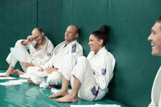 Eve Torres feet photo thumbnail