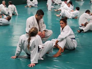 Eve Torres feet photo thumbnail