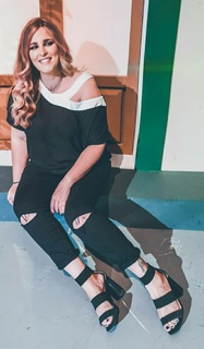 Evelina Nikoliza feet photo 4