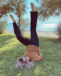 Evelina Nikoliza feet photo 17