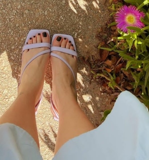 Evelina Nikoliza feet photo 8