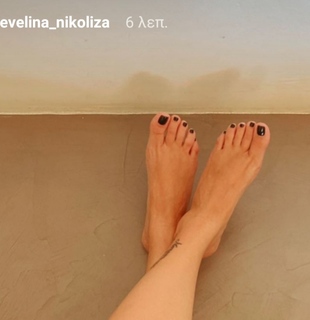 Evelina Nikoliza feet photo 1