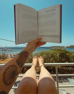 Evelina Nikoliza feet photo 7