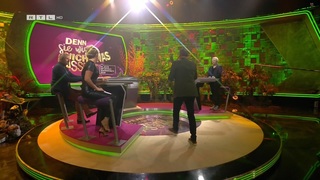 Evelyn Burdecki feet photo thumbnail