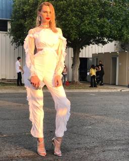 Evelyn Kazantzoglou feet photo 9