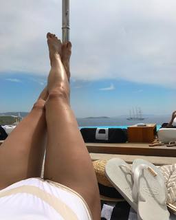 Evelyn Kazantzoglou feet photo 3