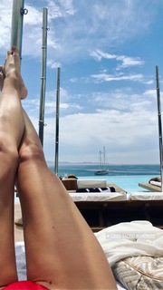 Evelyn Kazantzoglou feet photo 2