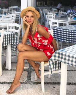 Evelyn Kazantzoglou feet photo 8