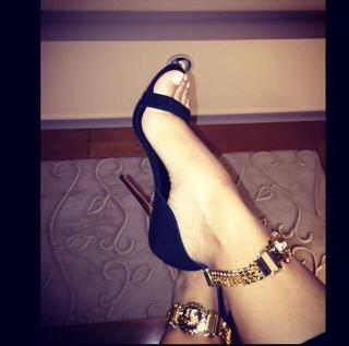 Evelyn Lozada feet photo thumbnail