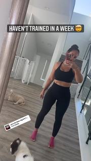 Evelyn Lozada feet photo thumbnail
