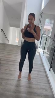 Evelyn Lozada feet photo thumbnail