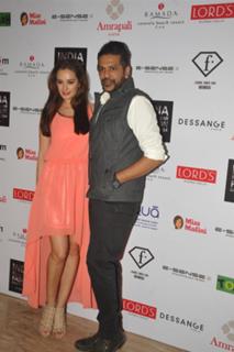 Evelyn Sharma feet photo 3