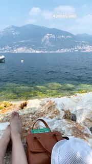 Evelyn Sharma feet photo 1
