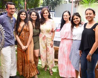 Evelyn Sharma feet photo 11