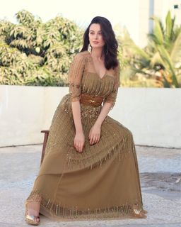 Evelyn Sharma feet photo 5