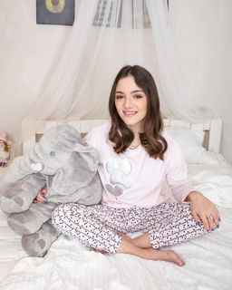 Evgenia Medvedeva feet photo 1