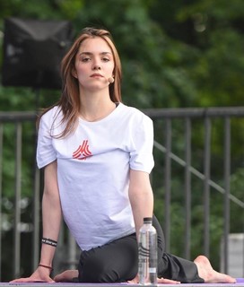 Evgenia Medvedeva feet photo 9