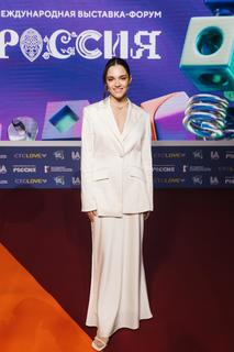 Evgenia Medvedeva feet photo 8