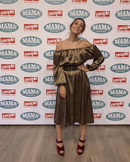 Evgenia Samara feet photo thumbnail