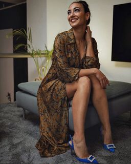 Evgenia Samara feet photo thumbnail