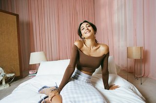 Evgenia Samara feet photo thumbnail