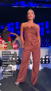 Evgenia Samara feet photo thumbnail
