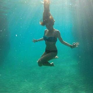 Evi Daelli feet photo 7