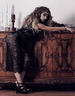 Evi Daelli feet photo 19