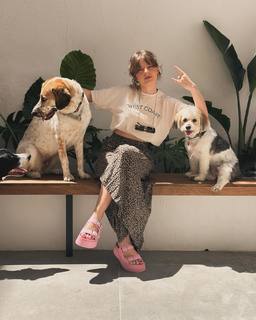 Evi Daelli feet photo 12